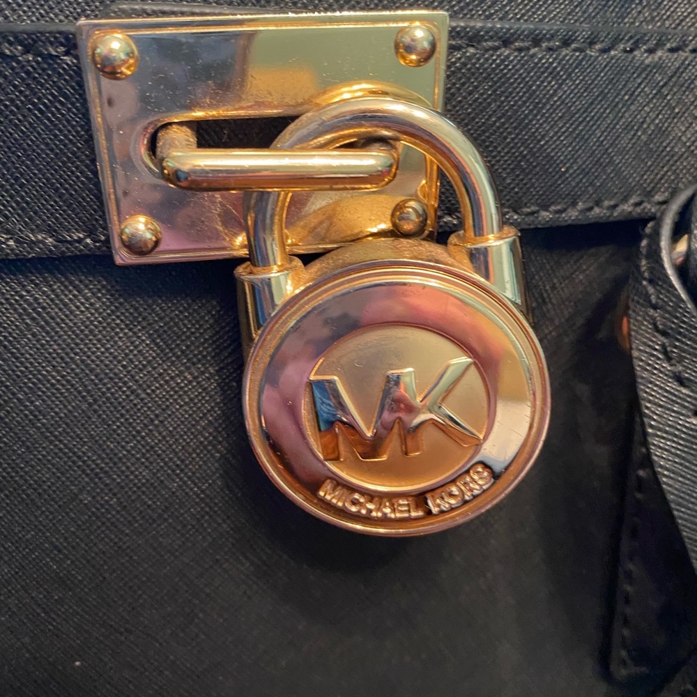 Michael Kors large capacity tote purse